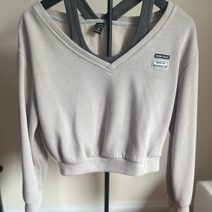 Urban Edge Women's Gray V-Neck Sweatshirt